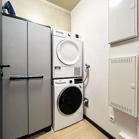 شقة Bonquartier Design Mit Balkon, Parkplatz