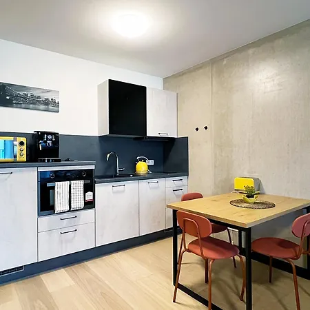 Bonquartier Design Mit Balkon, Parkplatz شقة *