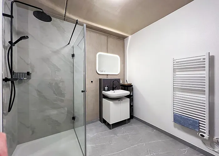 Appartement Bonquartier Design Mit Balkon, Parkplatz Wachtberg